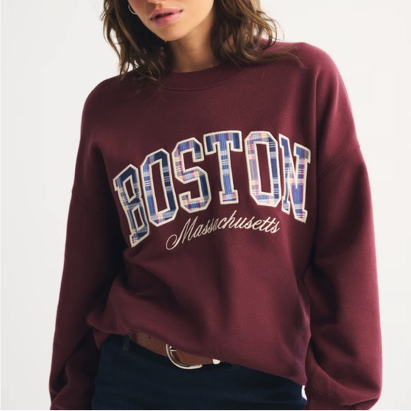 Abercrombie & Fitch Tops - A&F Boston Plaid Sunday Crewneck Sweatshirt